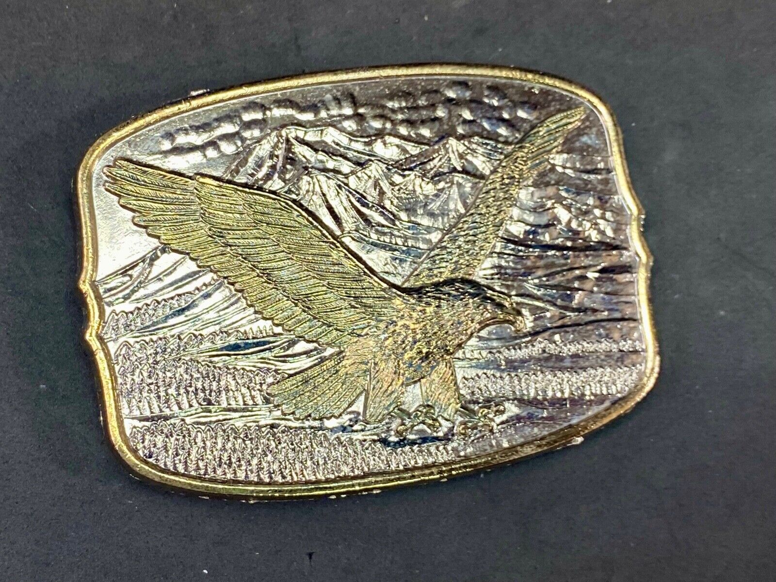 American Eagle Flying Hunting Diving Against Mountains Metal Belt Buckle 