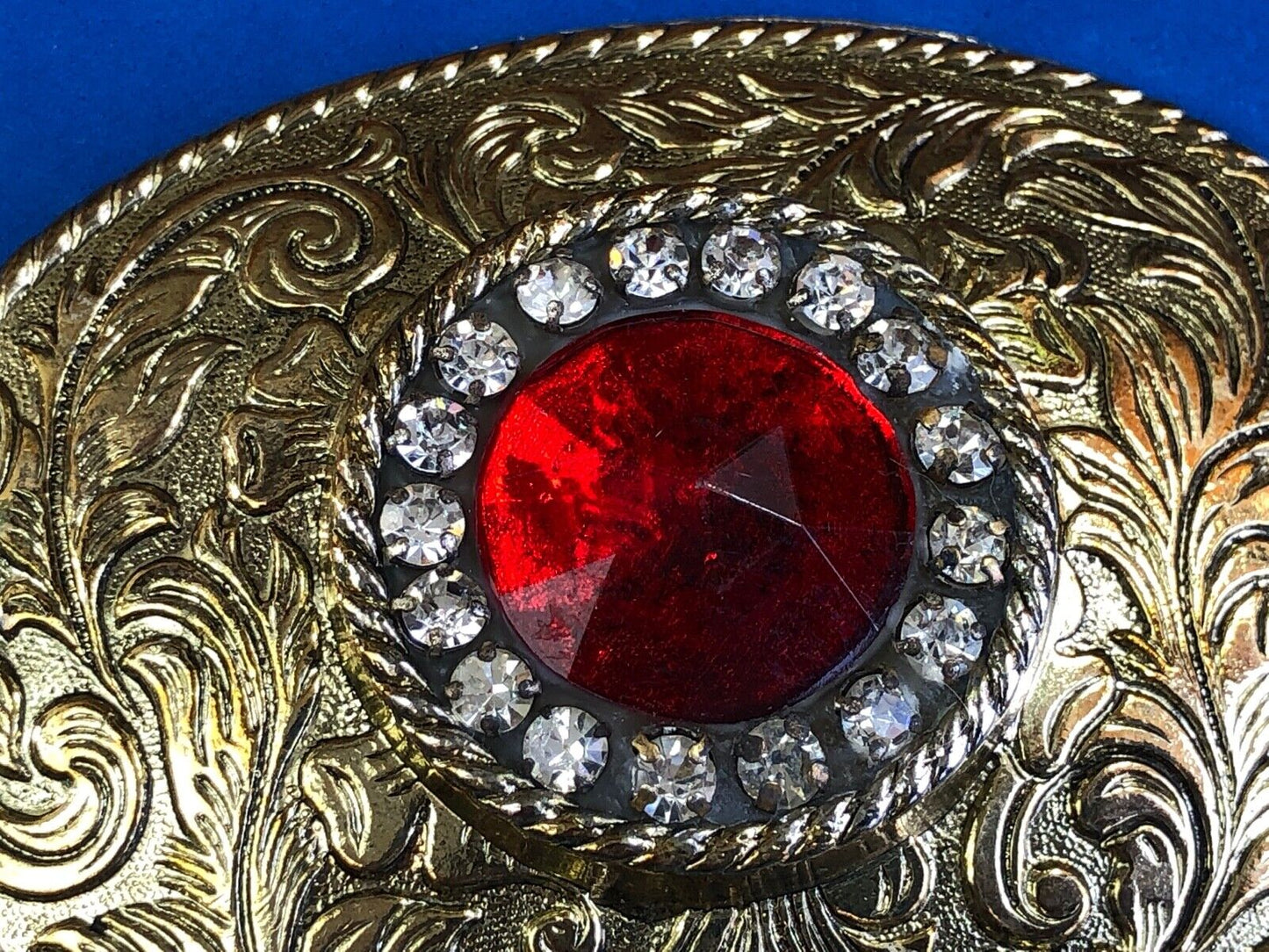 Unknown -  QUALITY Red Rhinestones?  centerpiece western belt buckle 
