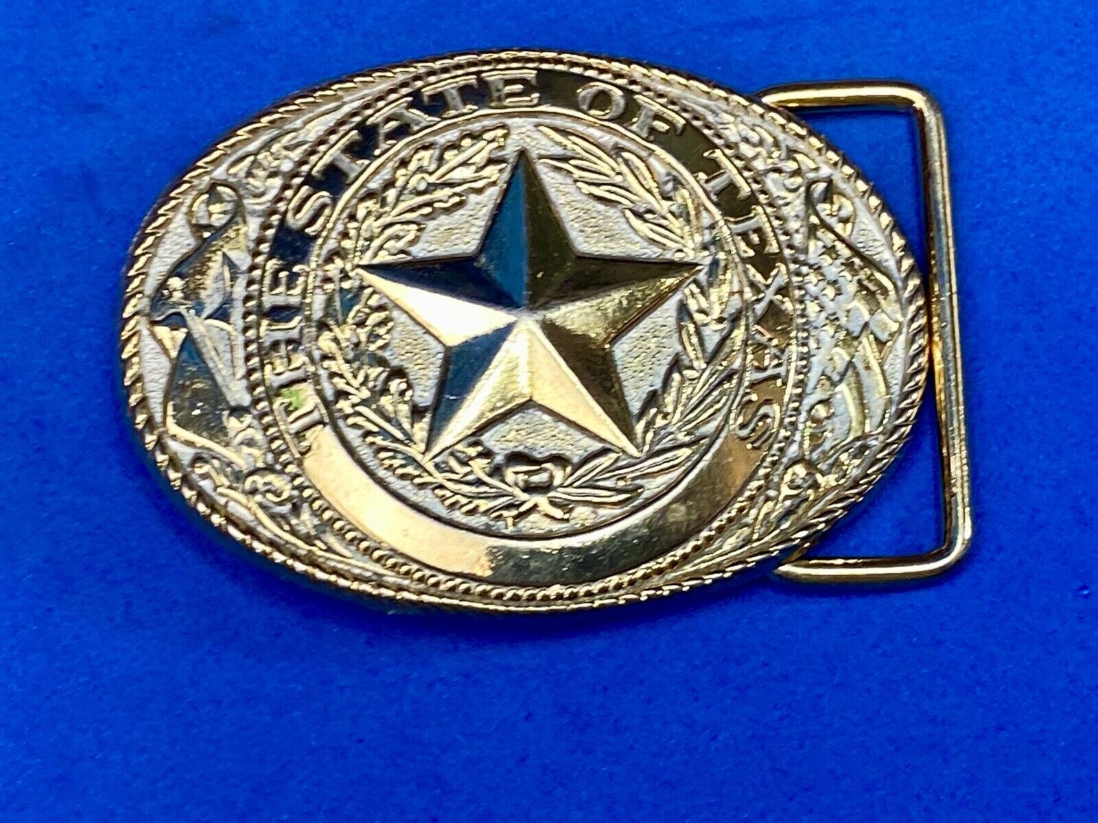 The Great State Of Texas Star Commemorative Gold & Cream Color Belt Buckle 
