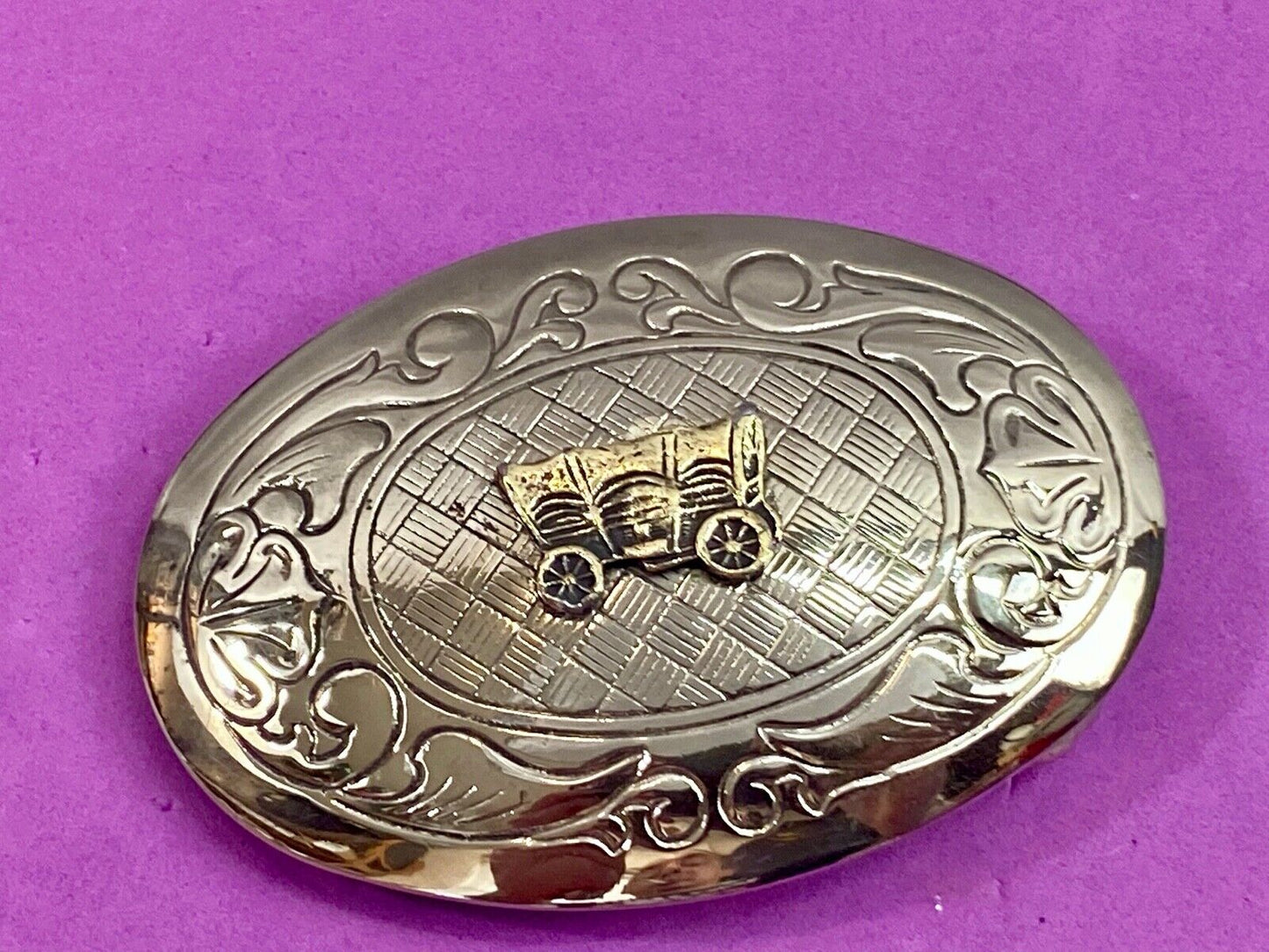 USA Made vintage western covered wagon engraved mixed metal belt buckle 