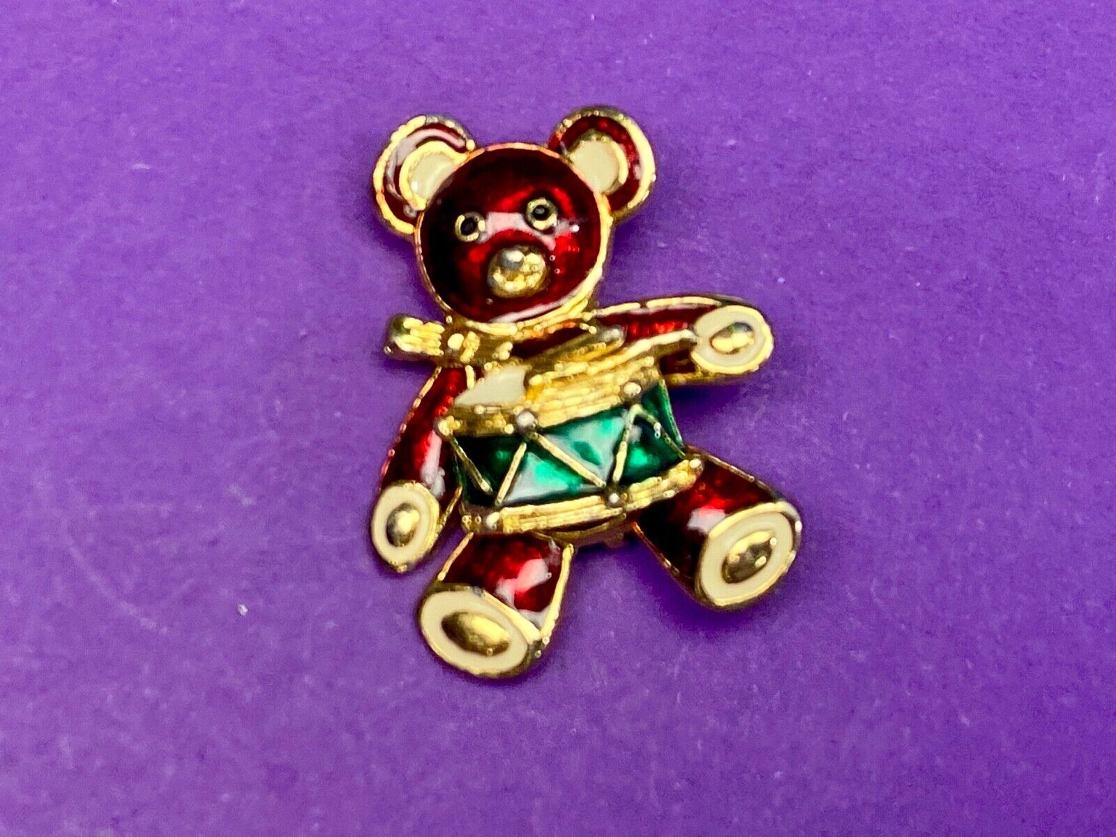 Vintage Enameled Little Drummer Bear Christmas Brooch Pin Gold Tone Drums Red