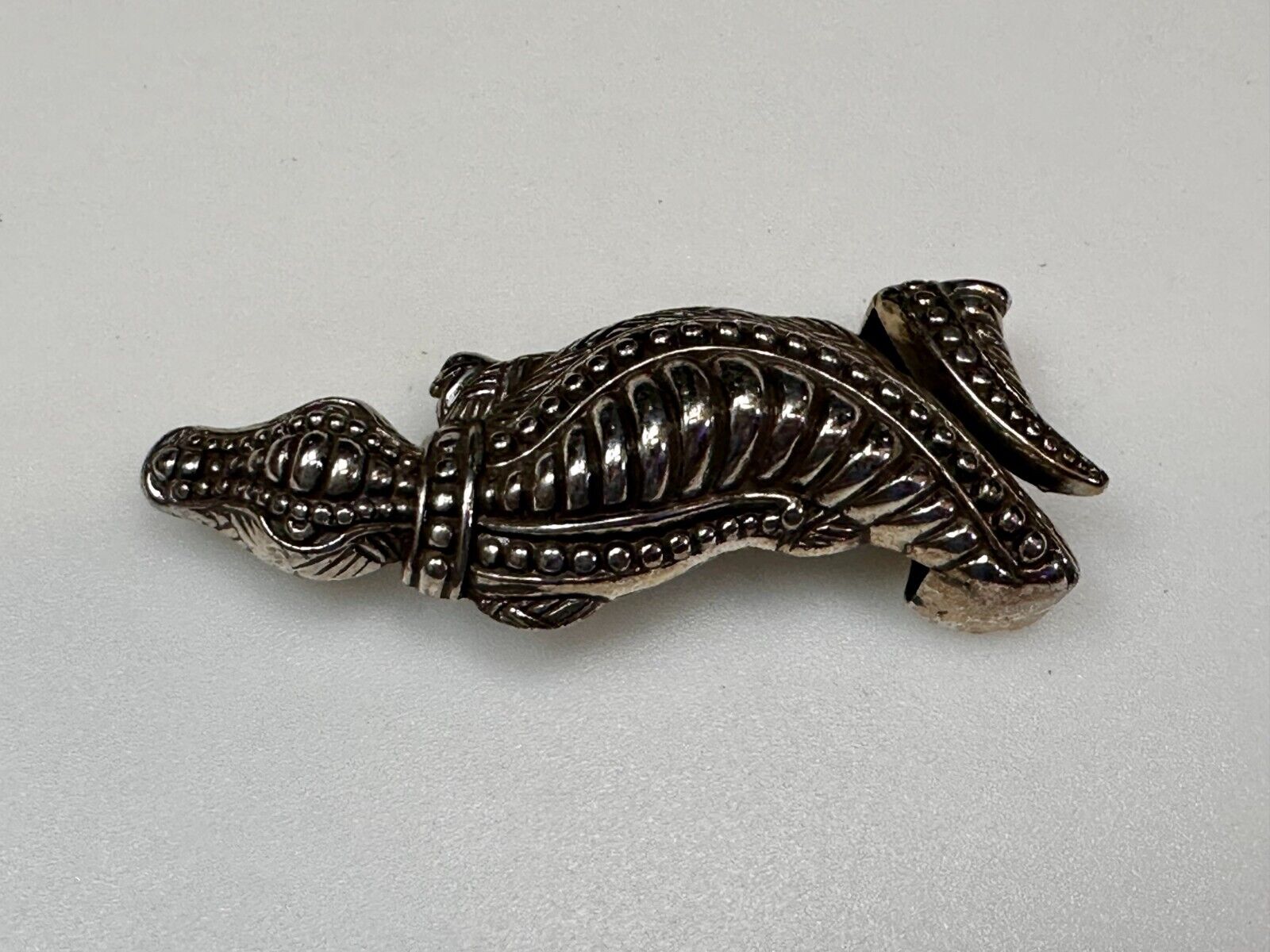 Alligator Crocodile Figural Silver Tone Vintage 1995 Belt Buckle