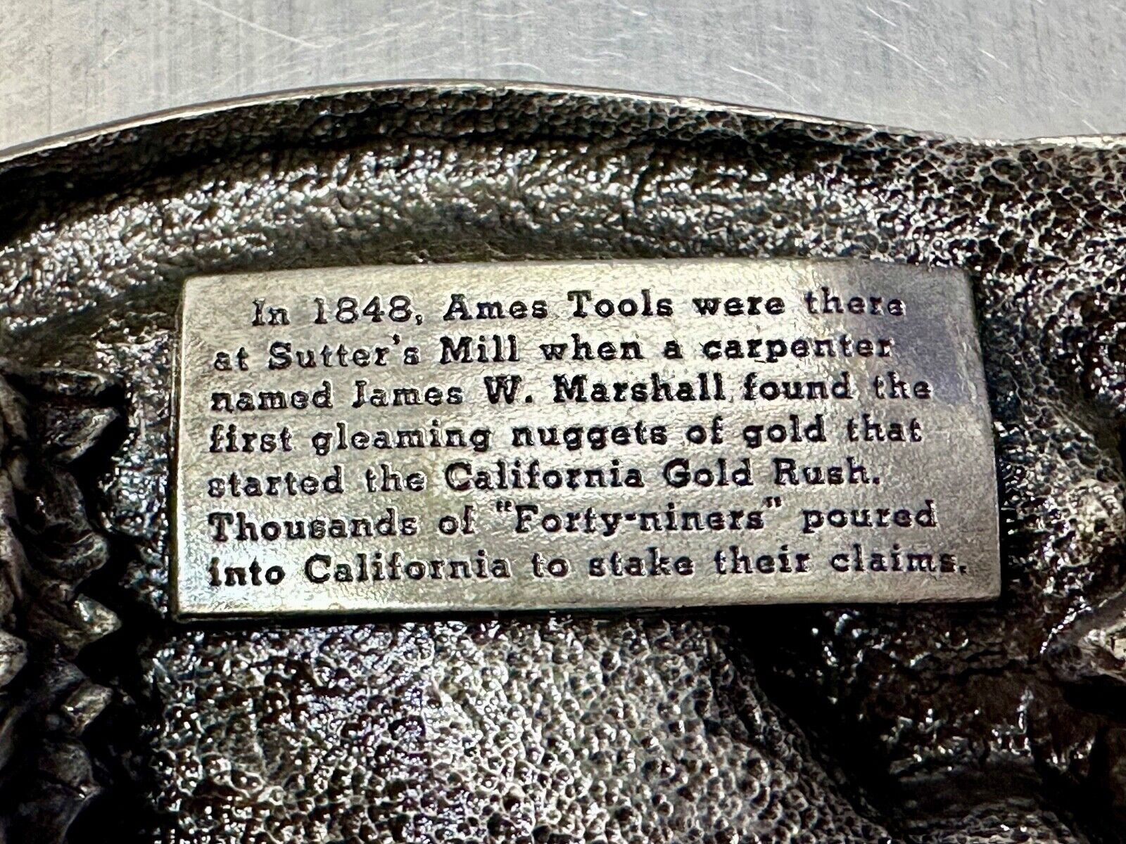 AMES TOOLS - Gold rush of 1849 Siskiyou 1985 Belt Buckle Lawn and garden supply