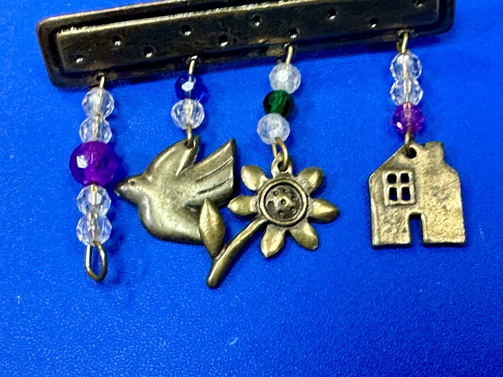 avon signed dangle brooch pin -  Dove stunflower house - missing a charm