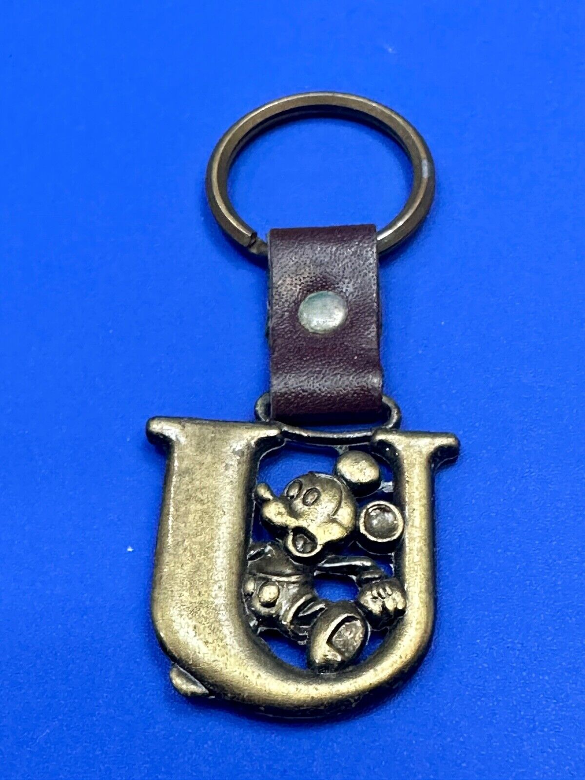 VINTAGE LETTER INITIAL U MICKEY MOUSE DISNEY KEYCHAIN BRASS and LEATHER FOB
