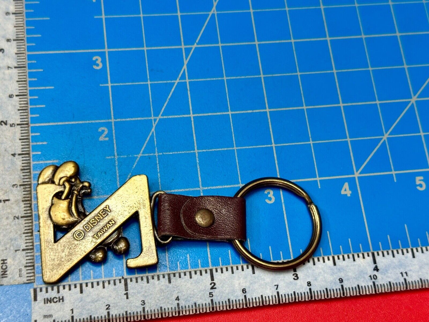 VINTAGE LETTER INITIAL Z MICKEY MOUSE DISNEY KEYCHAIN BRASS and LEATHER FOB