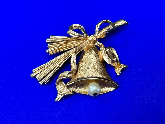 Bell / pearl ringer - Napier signed vintage gold tone brooch pin