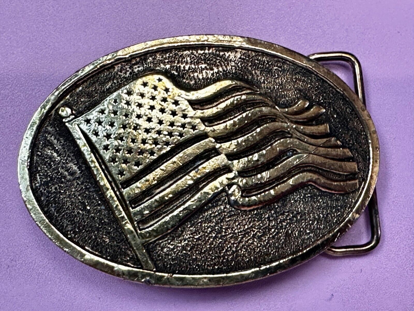 American Flag Patriotic Gold Tone Vintage Oval Belt Buckle by Adezy
