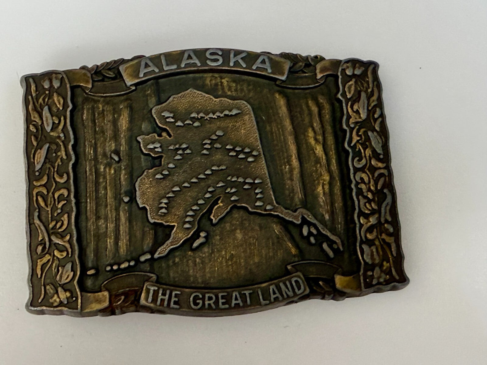 ALASKA The Great Land Vintage State Commemorative Brass Tone Vintage Belt Buckle