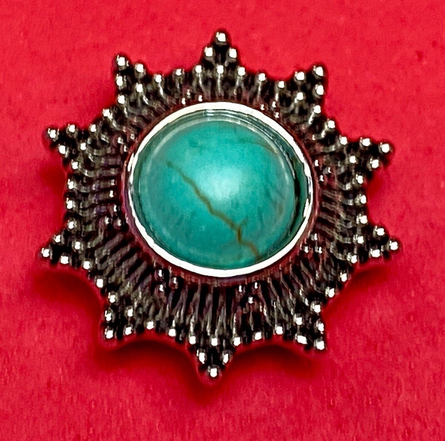 Turquoise colored centerpiece sunburst 18mm Ginger Snap Magnolia And Vine