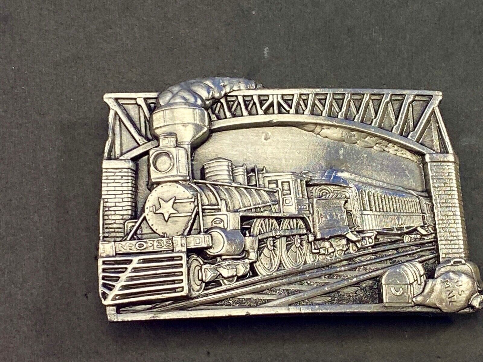 Vintage 1988 Train Locomotive Under Bridge Railroad Bergamot U41 Belt Buckle 