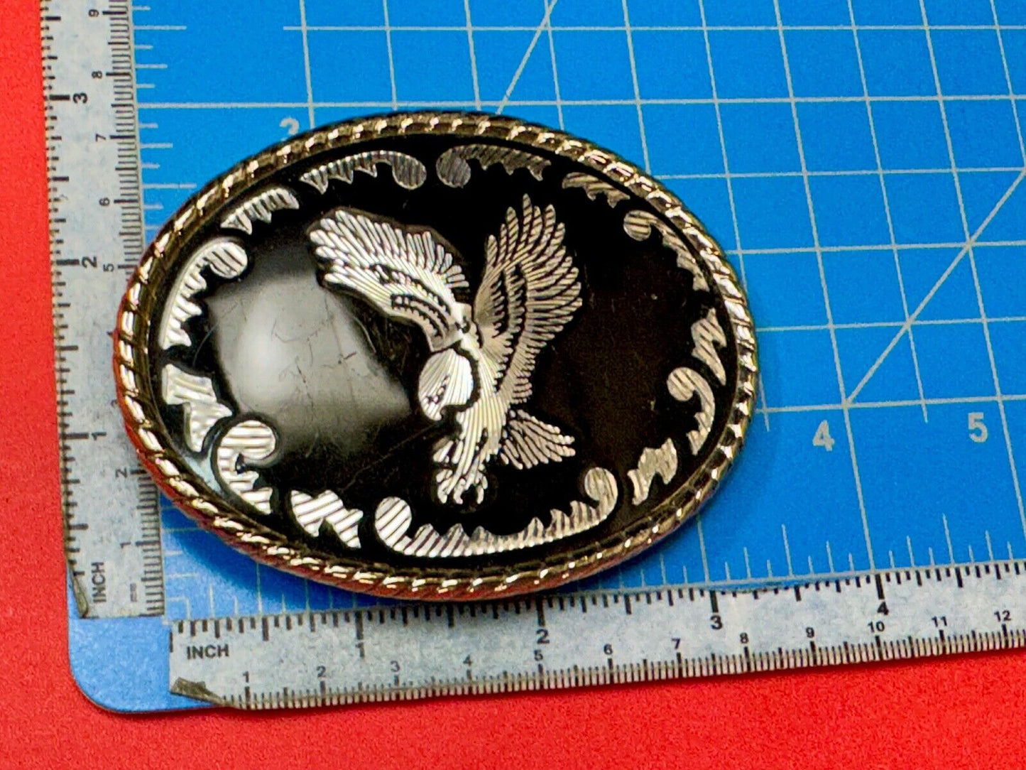 unique flying hunting diving EAGLE western Silver & black color belt buckle - W