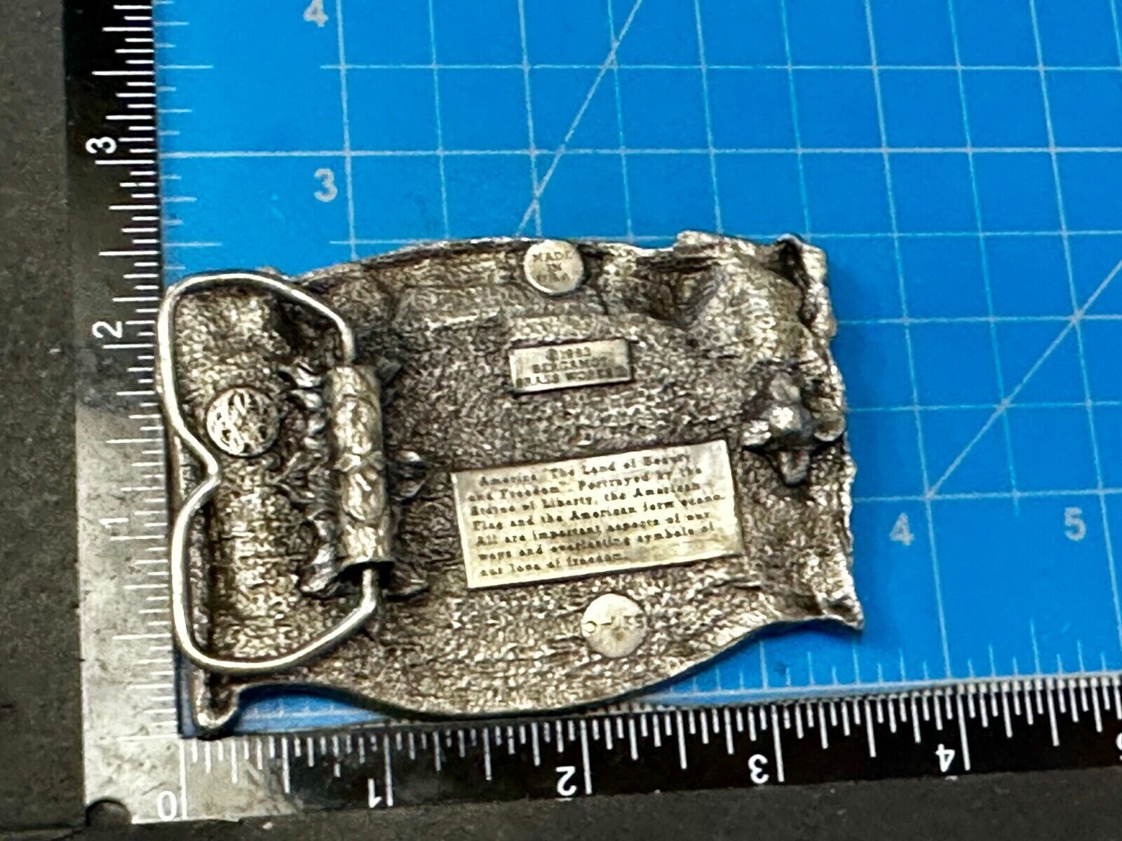 America The Beautiful USA Majestic Scenery -  1983 Bergamot Belt Buckle -O-L38