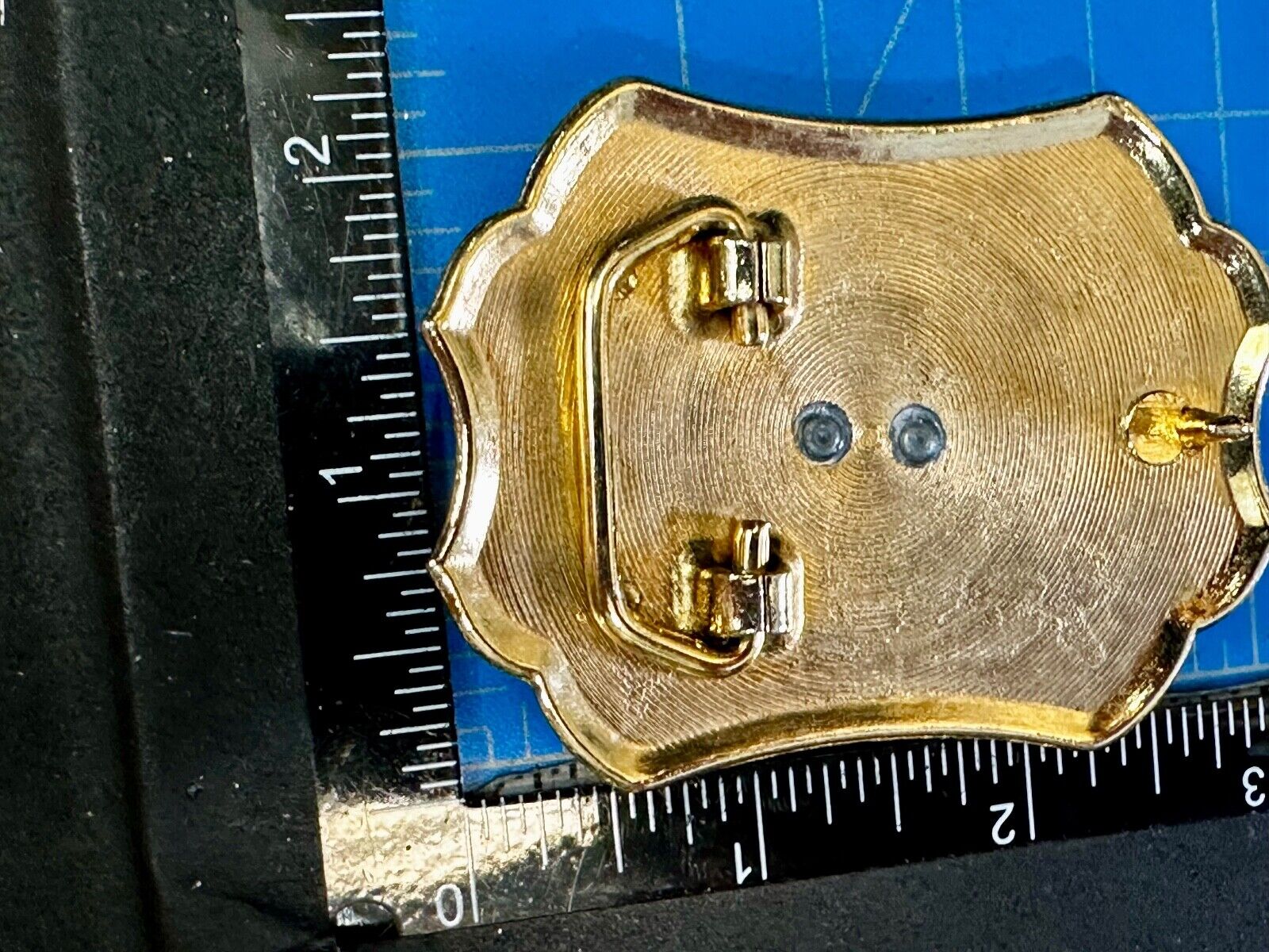 Vintage Cowboy Saddle Bronc western two tone flower swirl belt buckle