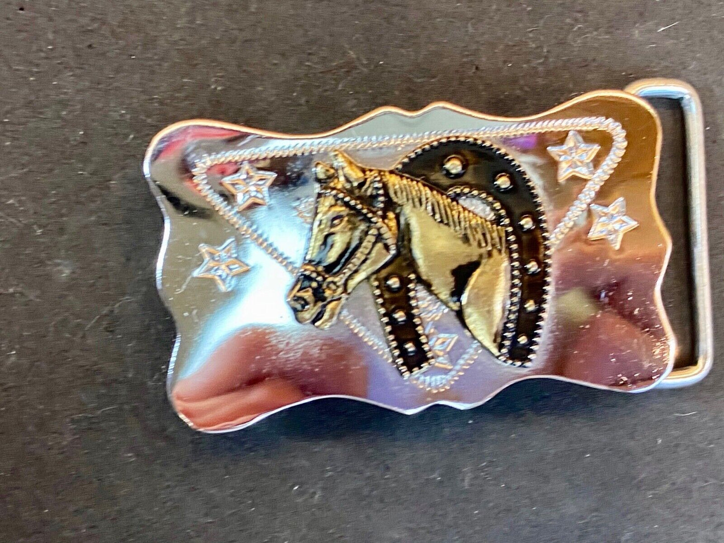 Horse Head Through Lucky Horse Shoe On Mirrored Mixed Metal Belt Buckle 