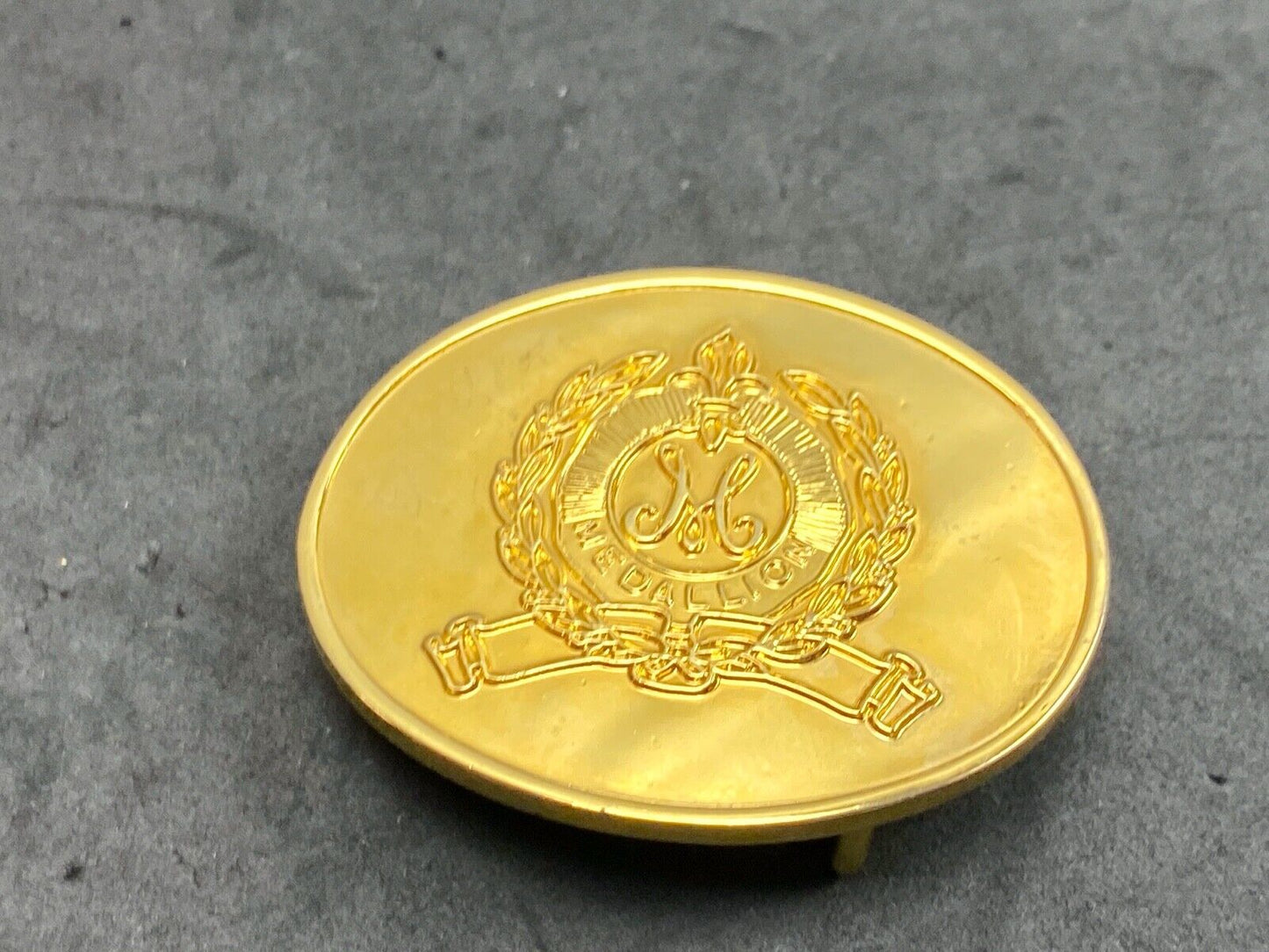 Vintage gold tone Medallion ribbon small 2"  belt buckle 