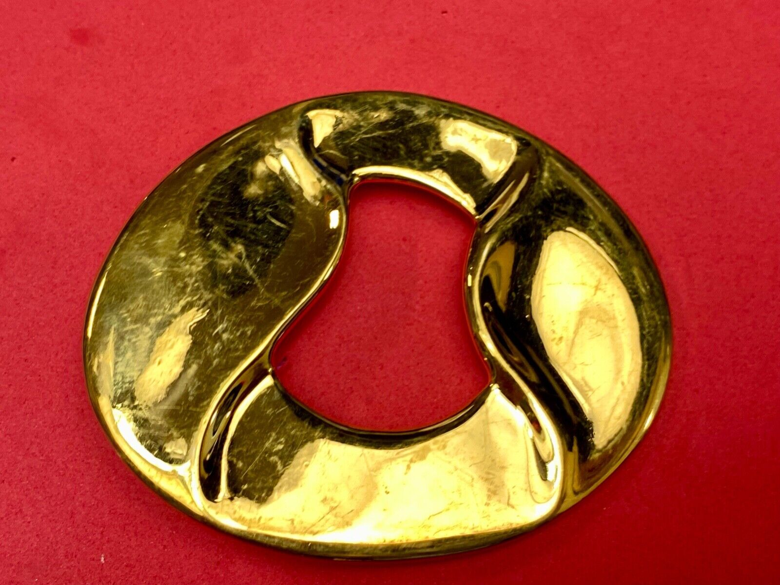 Artist Ginnie Johansen signed gold color abstract oval belt scarf slide
