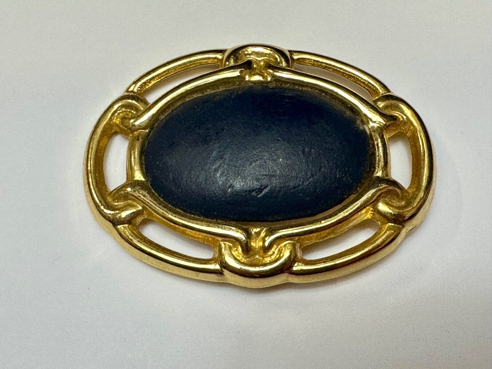 Vintage  LARGE signed Day Lor Black leather raised center-  gold tone belt buck