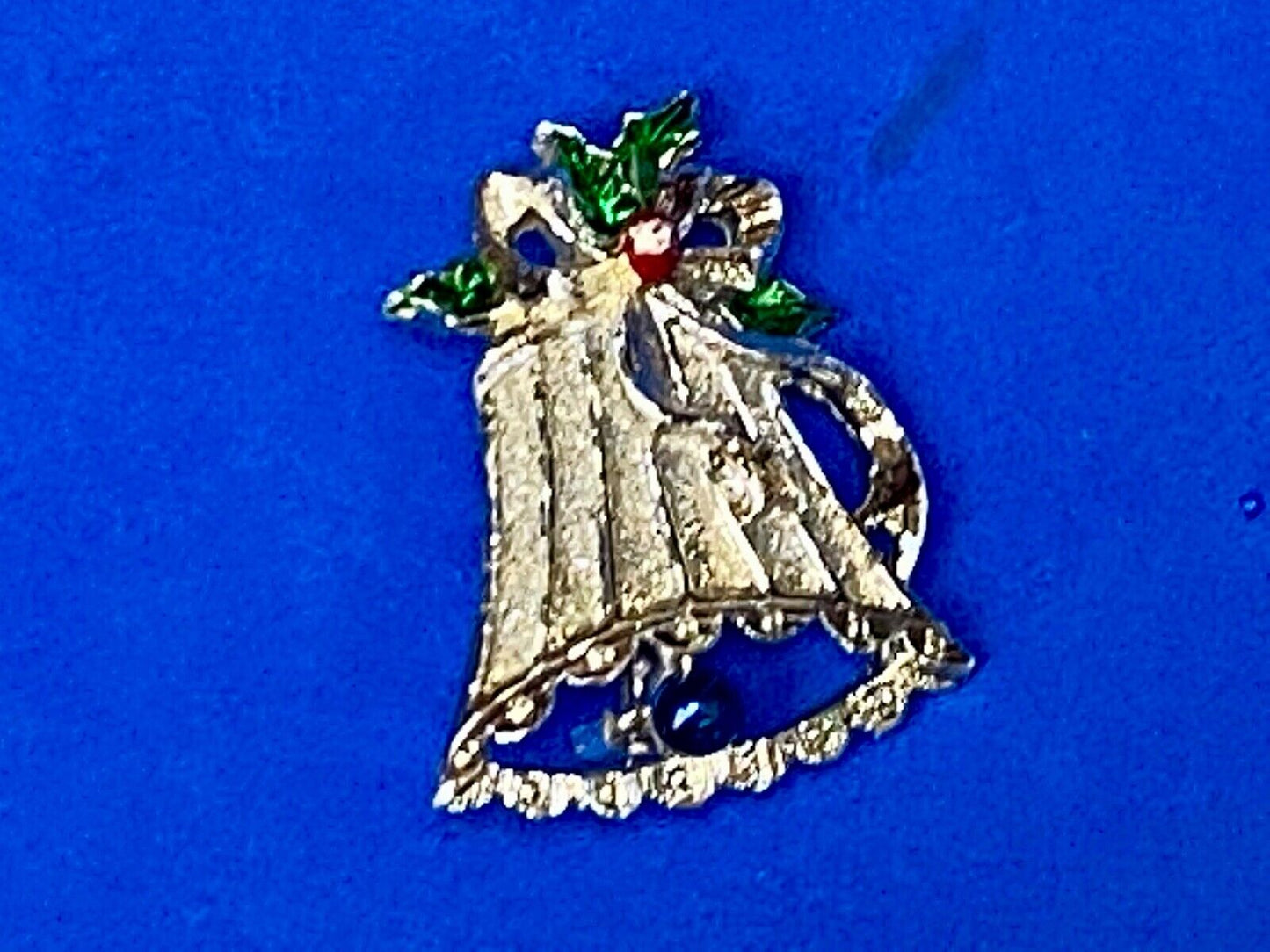 Vintage Gerry's Christmas Bell W/holly Brooch Pin Goldtone Enamel Brooch
