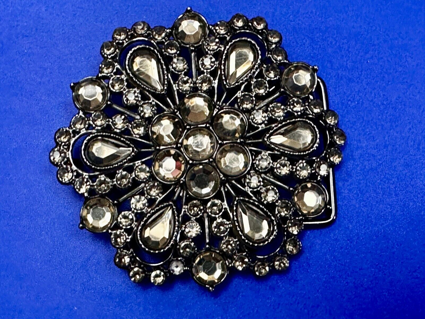 Victorian Style Clear Rhinestone Flower Burst Vintage Silver Tone Belt Buckle