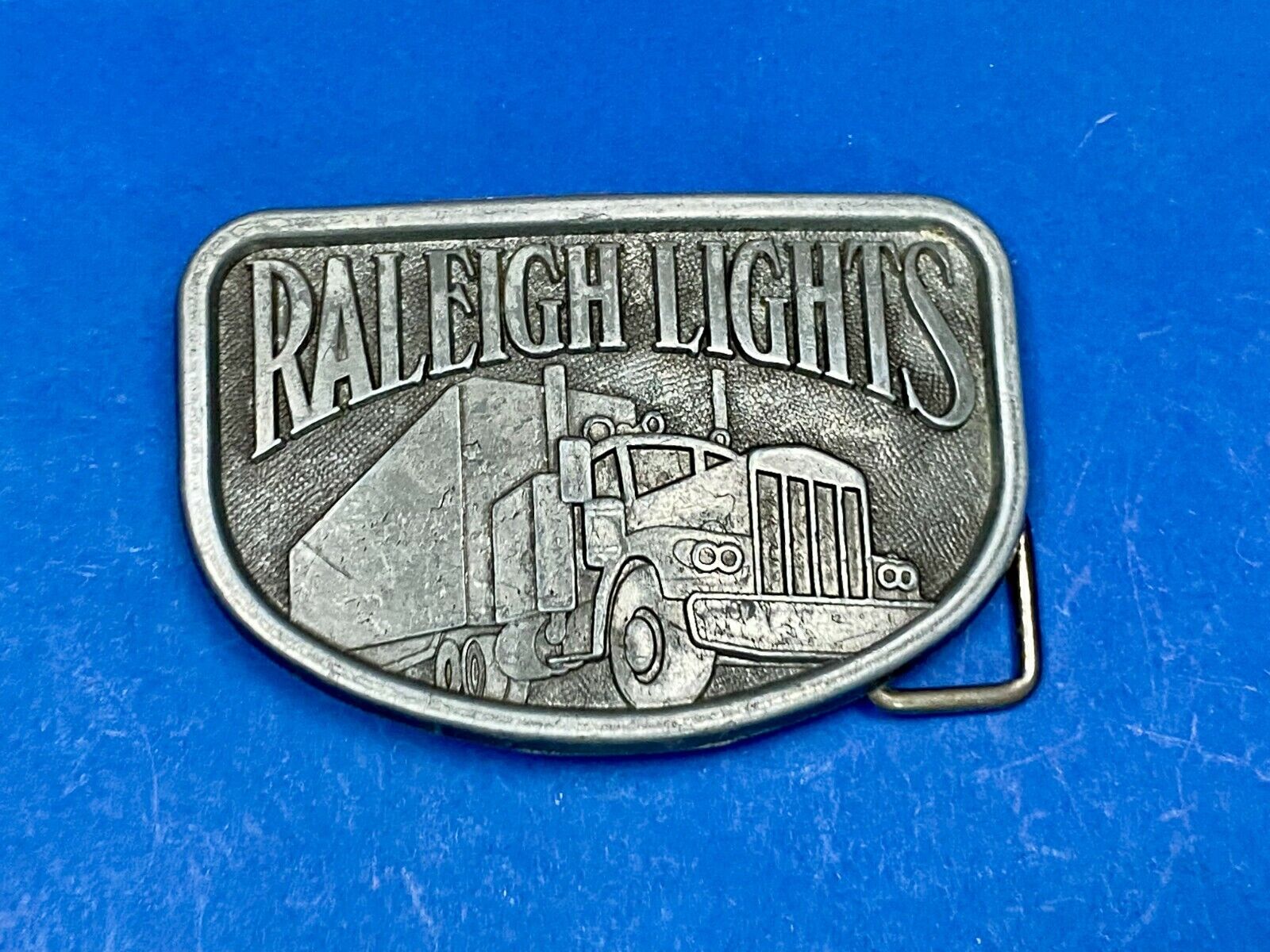 1970S Vintage Raleigh Lights Cigarettes Tobacco Semi Truck Trucker Belt Buckle