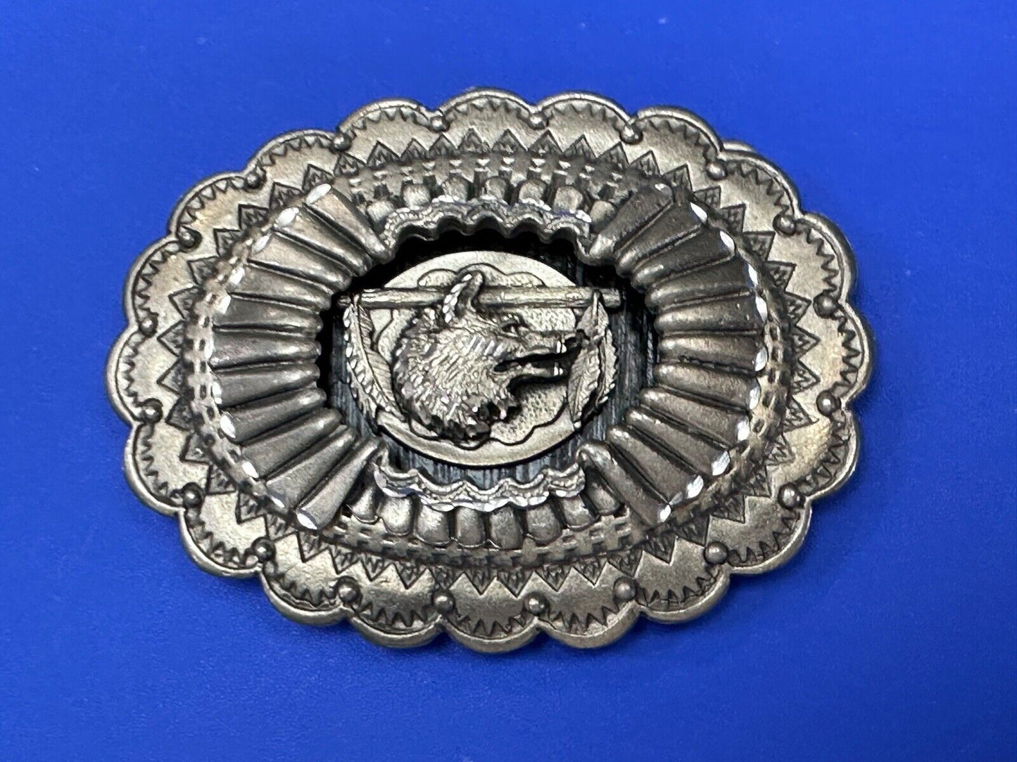 The Great Wolf - Native American Indian Feathers USA made Legends belt buckle