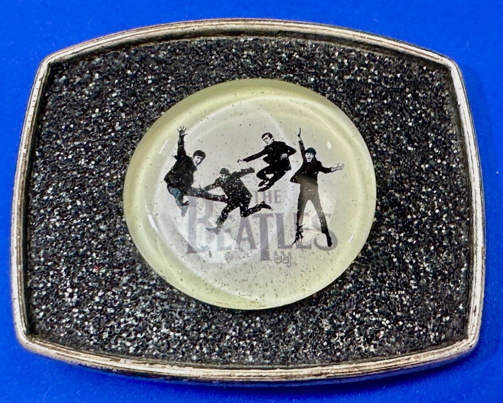 The Beatles - Black White Round Centerpiece belt buckle by Century Canada