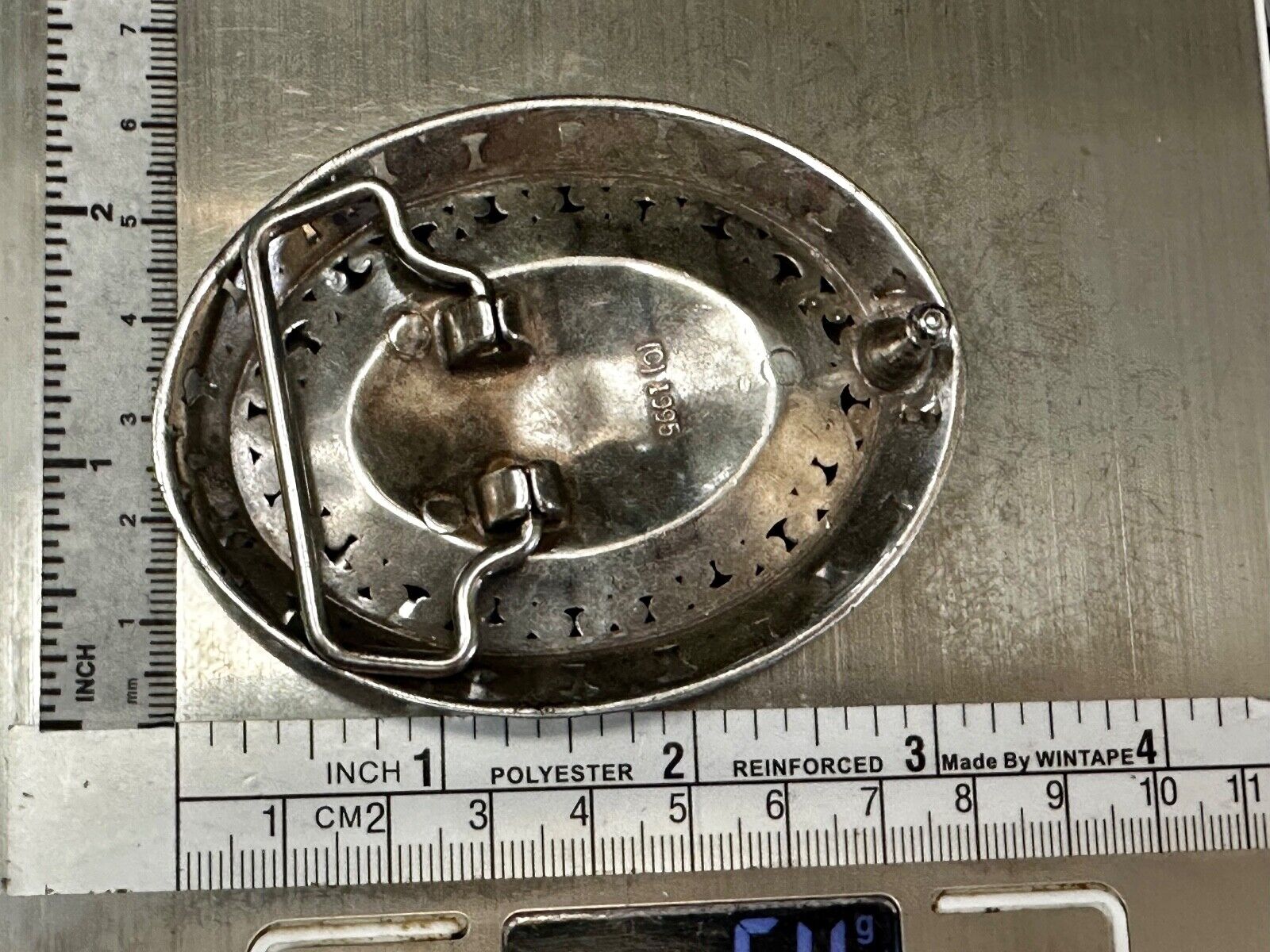 Unique silver color see through oval ornate Belt Buckle