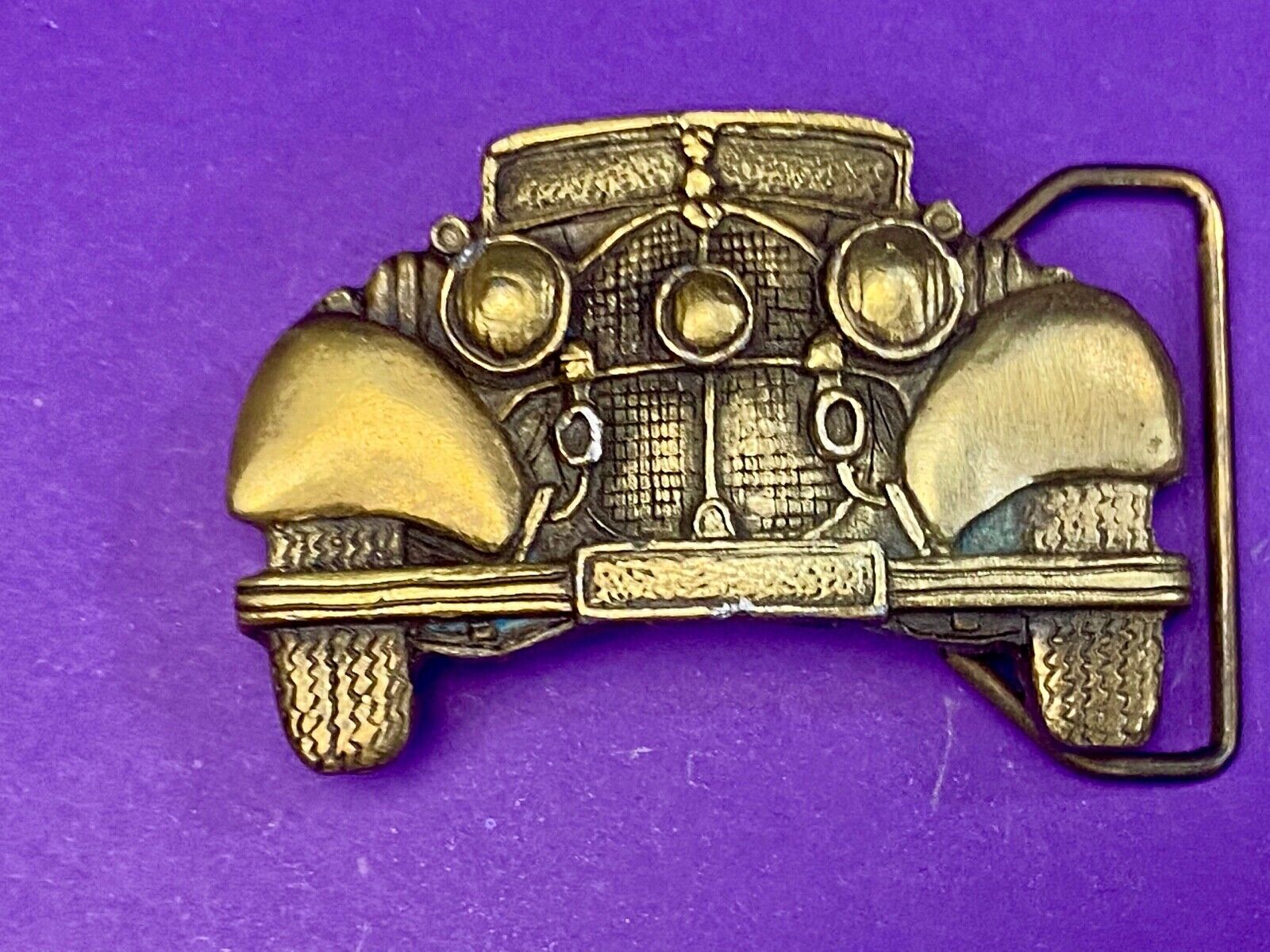 Vintage Figural Cut out Antique Car Collectors Ford? belt buckle by PPI Denver 