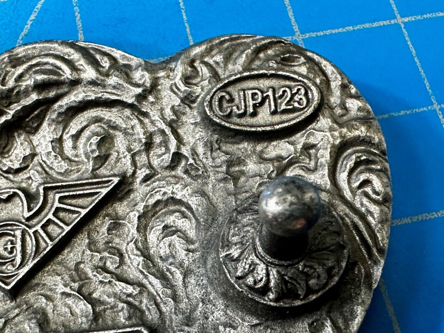 Tripple 3 Hearts. Western Three Heart shaped Vtg. 1995 cutout Belt Buckle by C&J