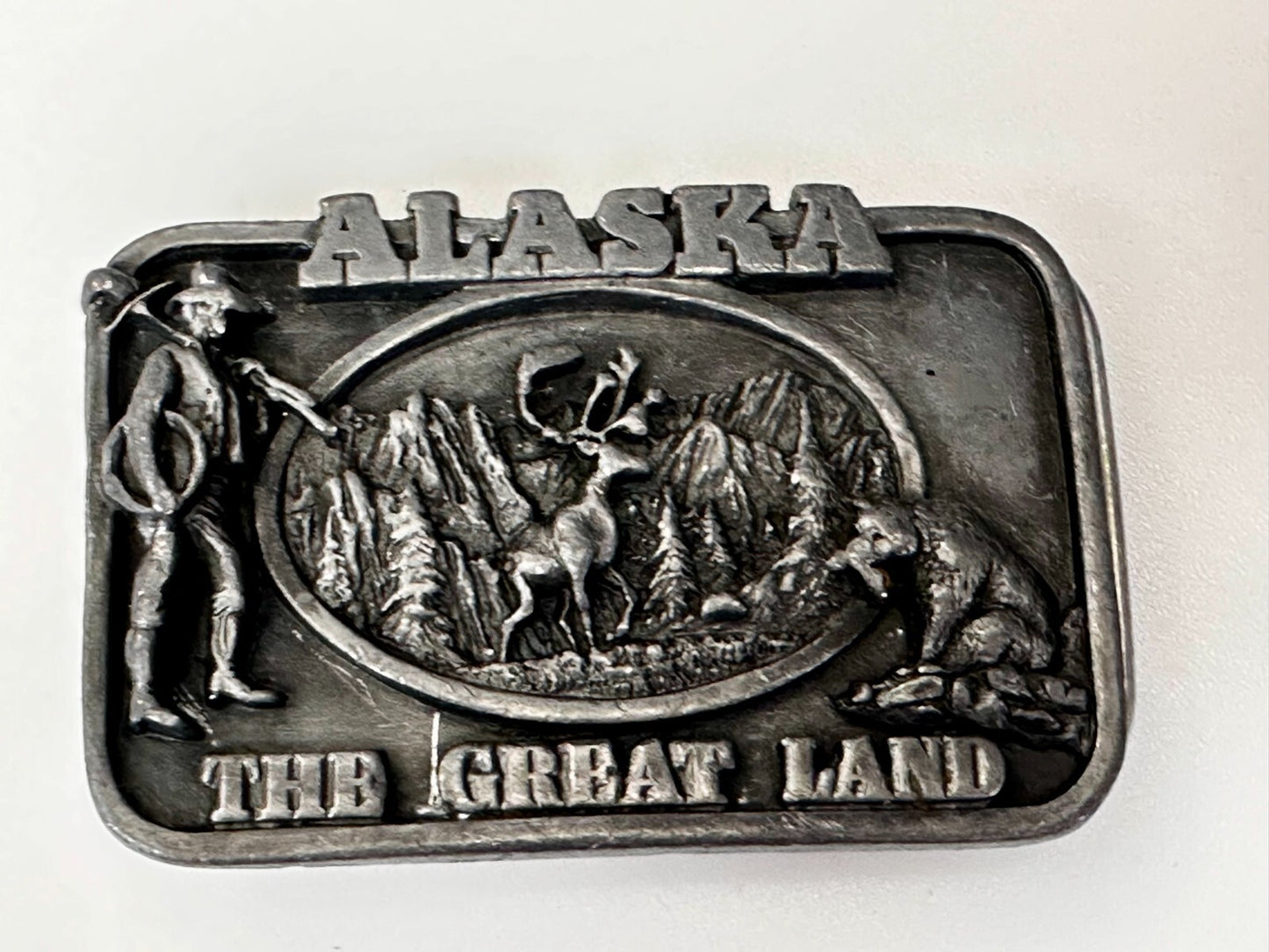 Alaska State The Great Land Last Frontier Wildlife Scene Siskiyou Belt Buckle