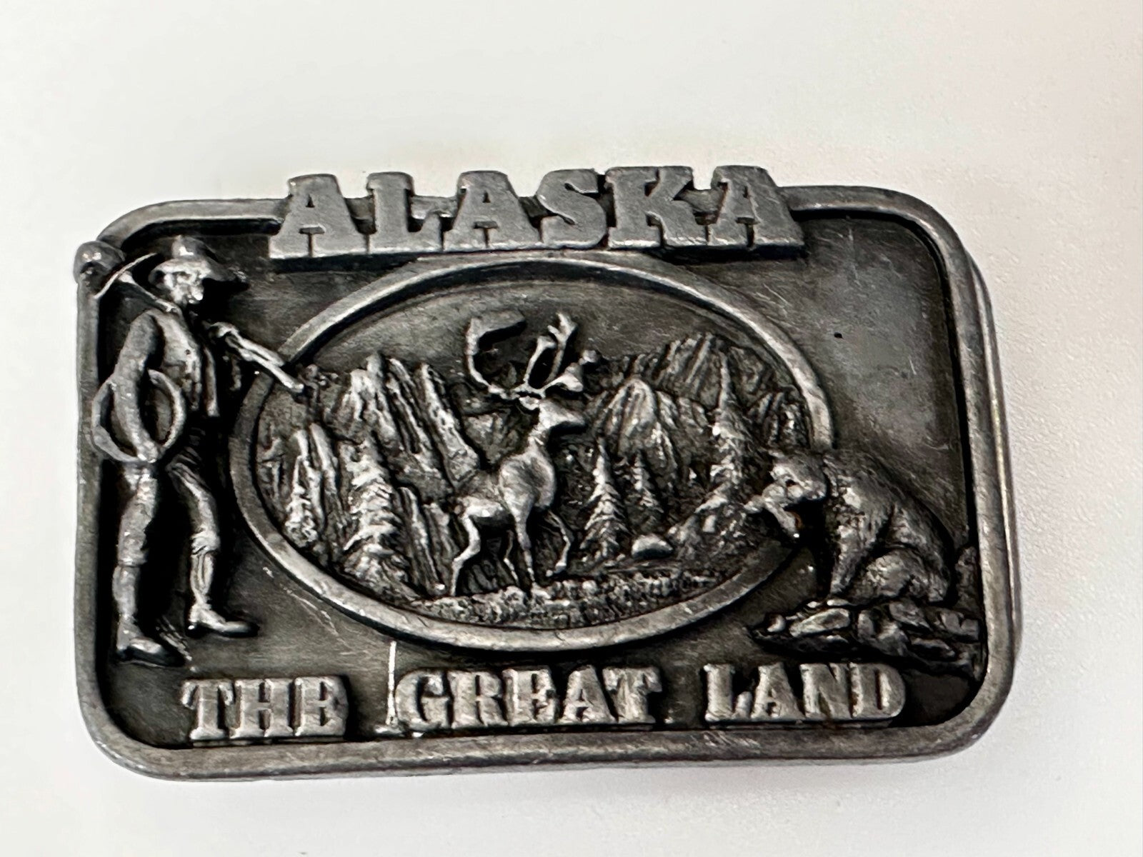 Alaska State The Great Land Last Frontier Wildlife Scene Siskiyou Belt Buckle