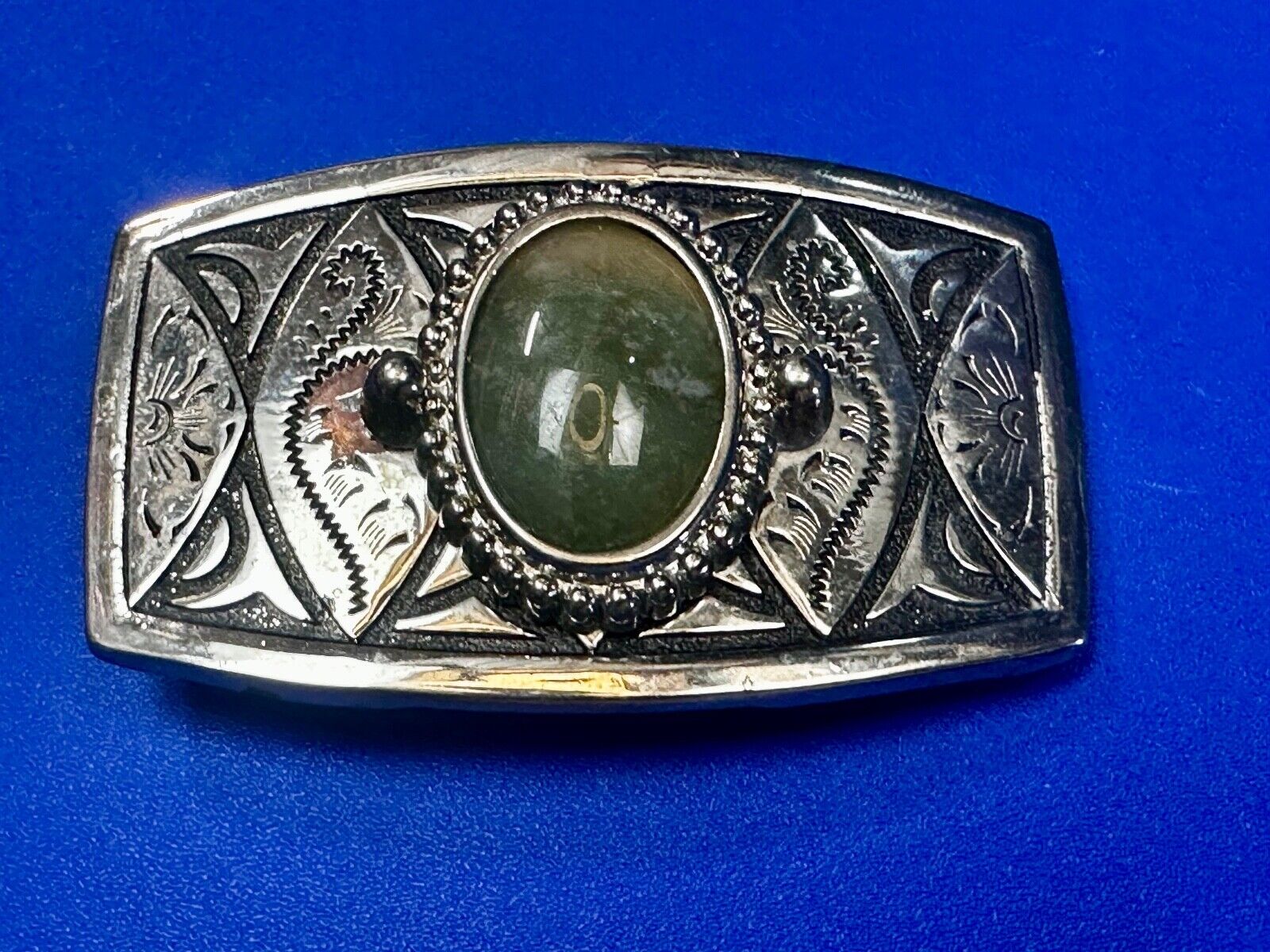 Vesuvianite? Cabochon Cab Centerpiece - Western silver & black color Belt Buckle