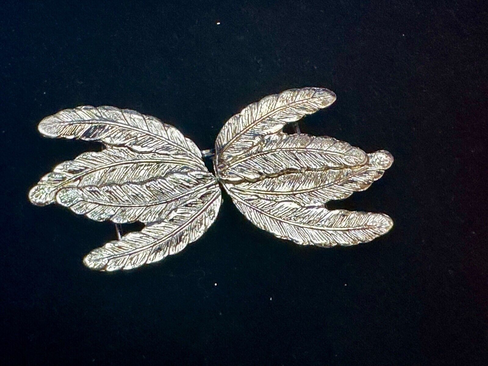 Two piece Leaf Pattern Interlocking white or light gold color belt buckle