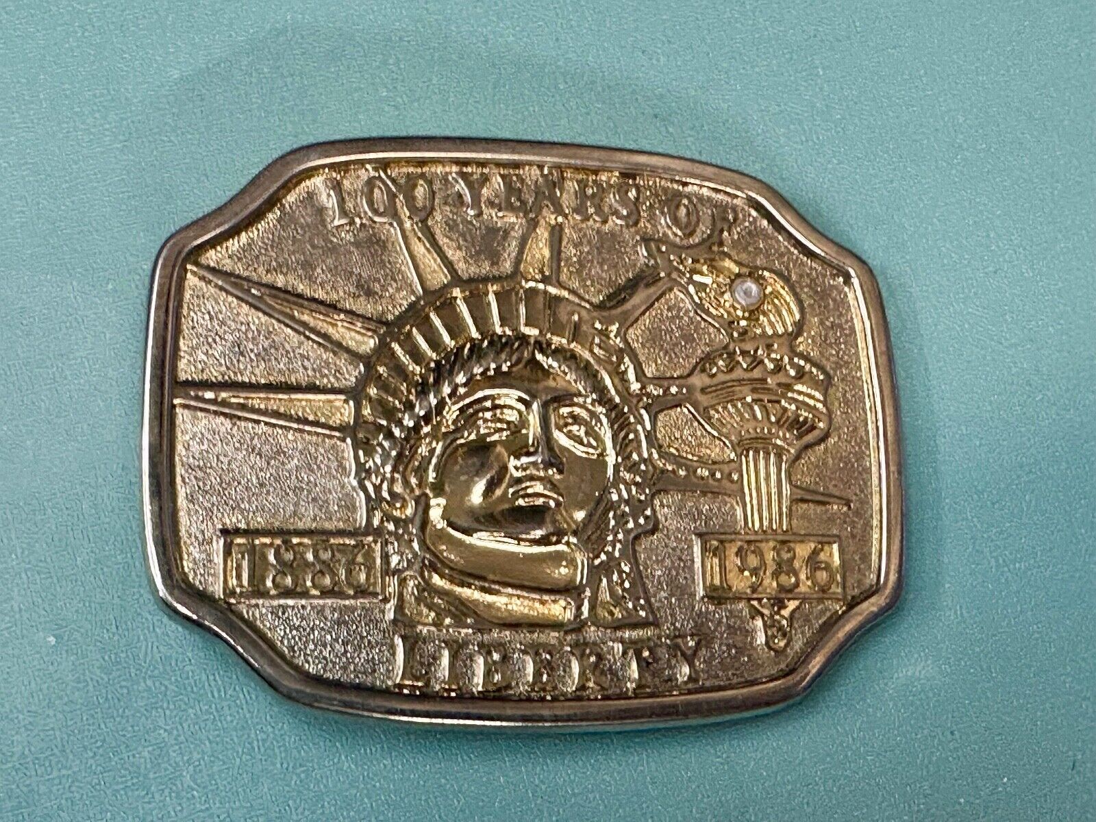 100 Years of Liberty  NYC statue of Lady Liberty two tone Souvenir belt buckle