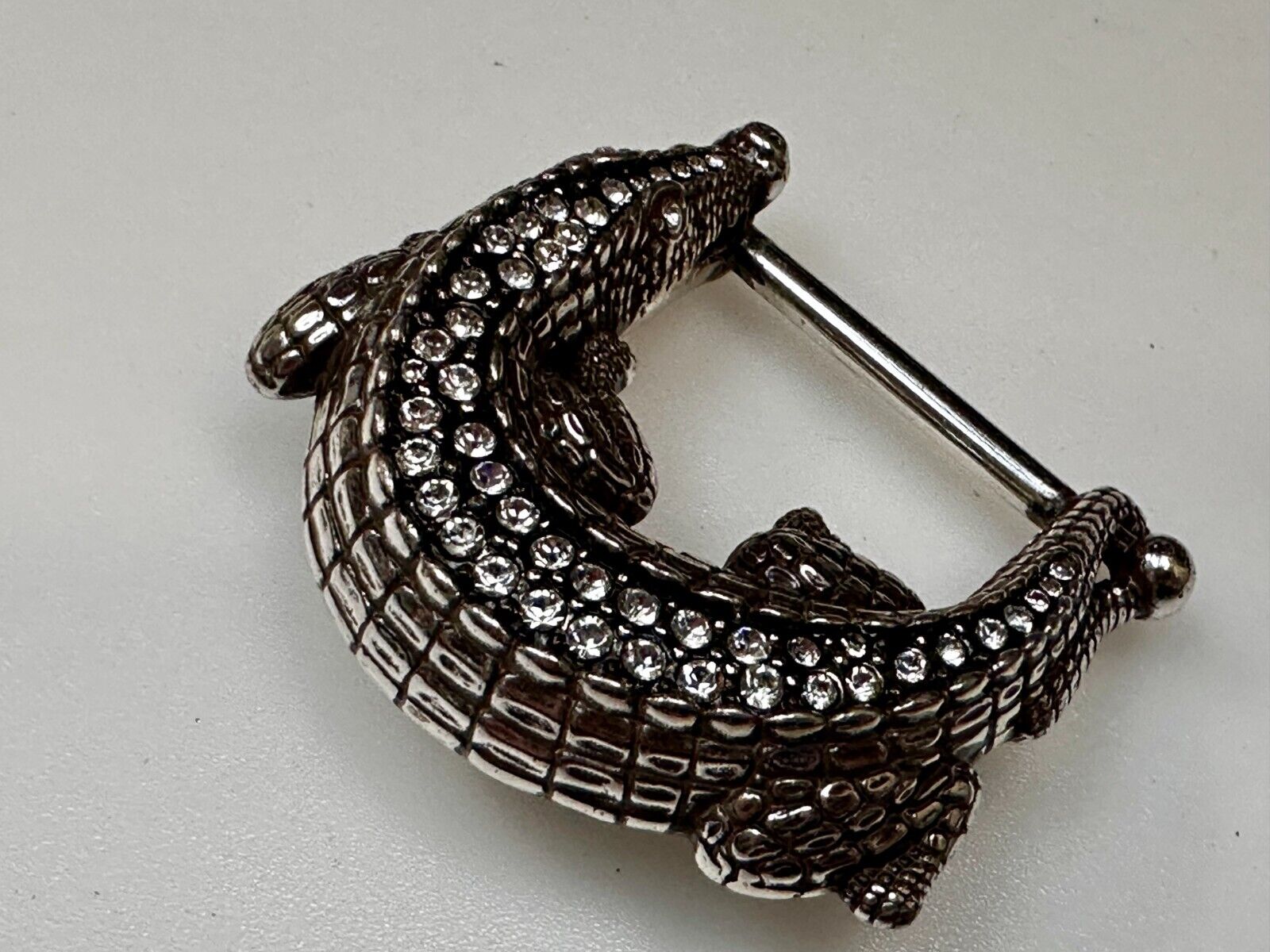 Alligator Crocodile with Rhinestone Figural Cutout Silver Tone Cord Belt Buckle