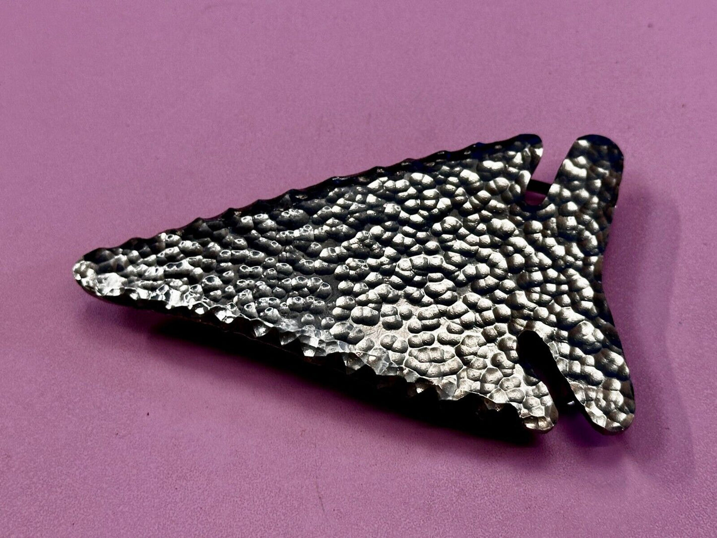 Arrow Head Textured Artisan Cast Made Native Indian Art Figural Belt Buckle