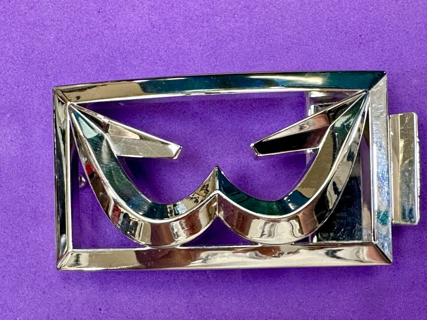 unique see through dual hook pattern silver color reflective belt buckle