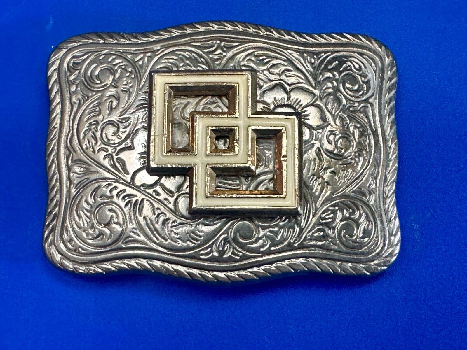 Two Squares pattern - centered in western flower swirl design belt buckle