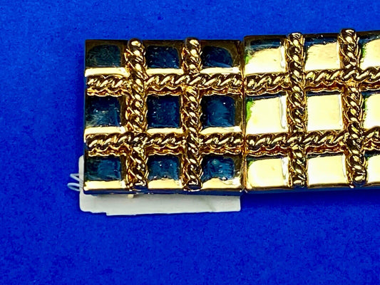 Vintage gold tone two piece interlocking belt buckle by Dotty Smith 