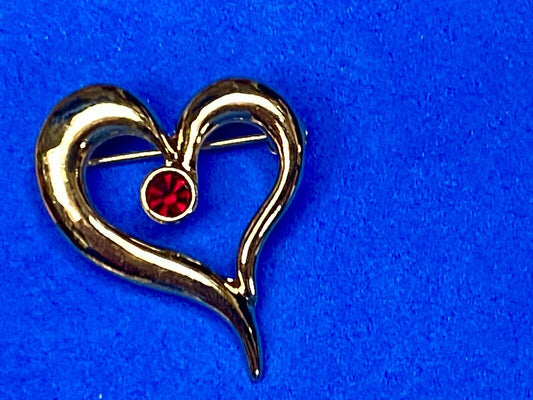 VINTAGE AVON Golden Color Heart Ruby STATEMENT Brooch Pin