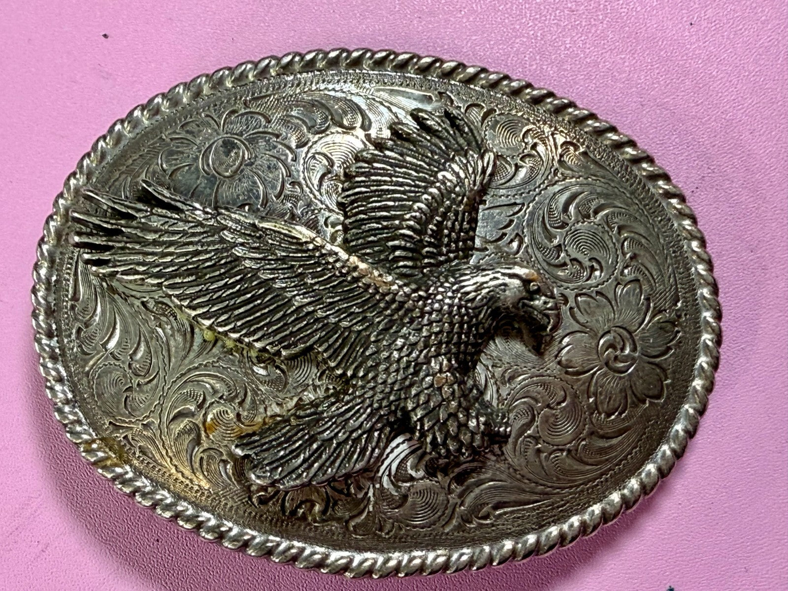 American Bald Flying Eagle Patriotic Flower Swirl Ornate Western Belt Buckle