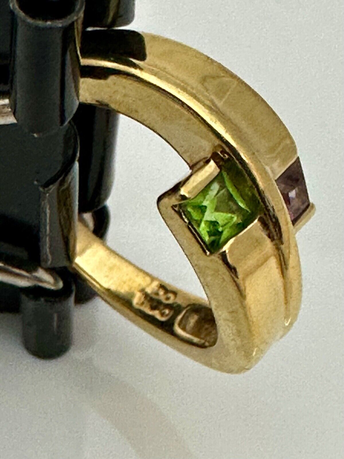 18K Gold Amethyst Peridot Princes Cut Channel Set Modern Wrap Ring Sz 6  3.05g