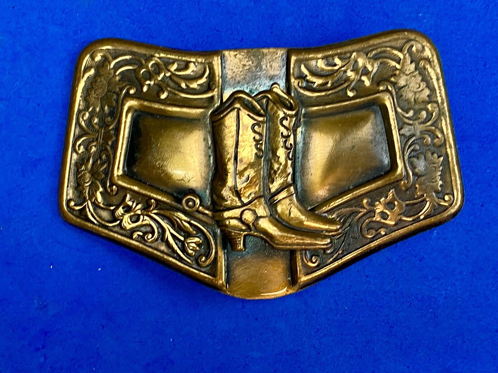 unique shaped vintage Western cowboy boots jeans cowboy cowgirl belt buckle 