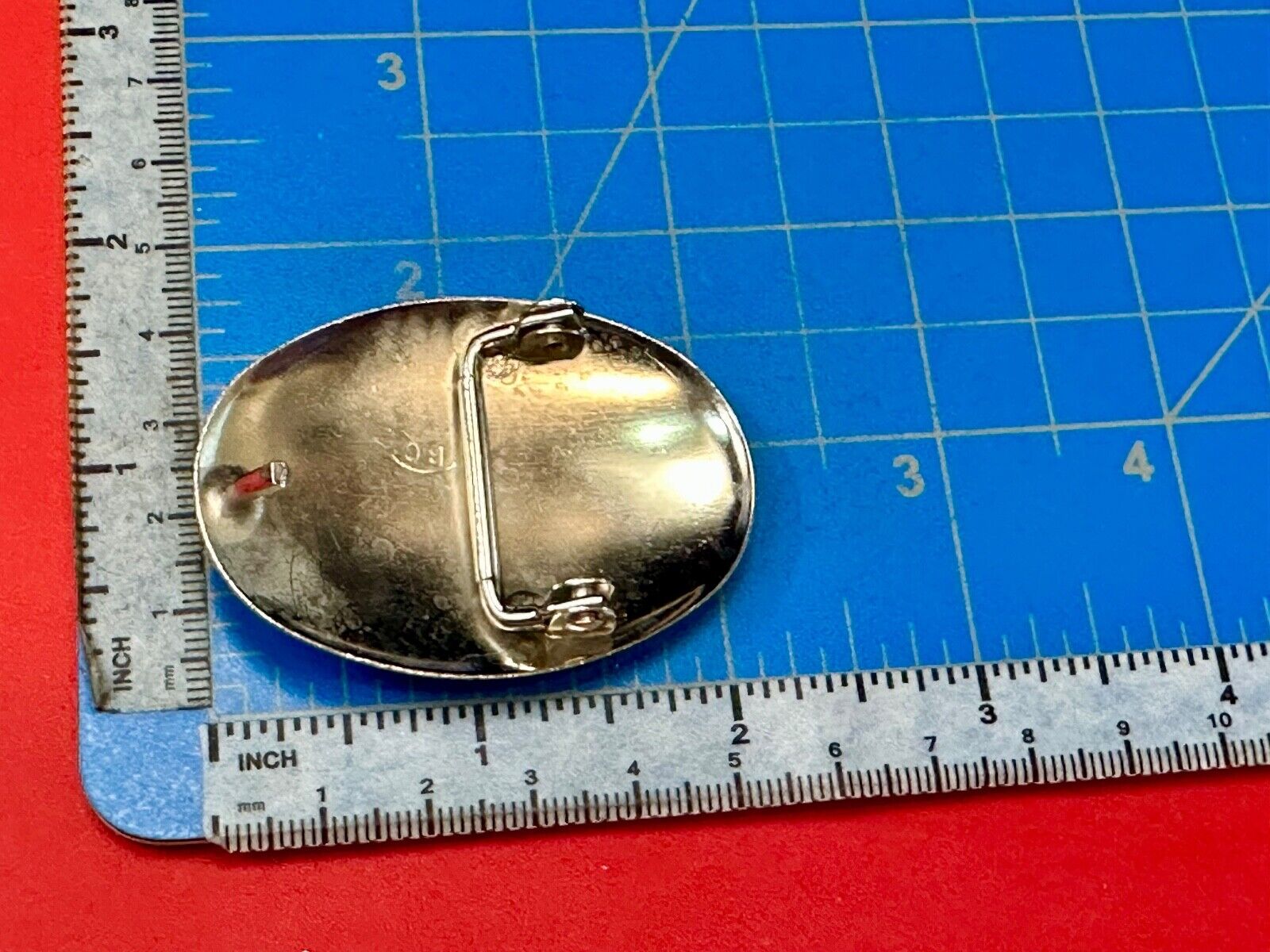 BC - Vintage B Cayaditto Zuni Bear Claw oval Belt Buckle