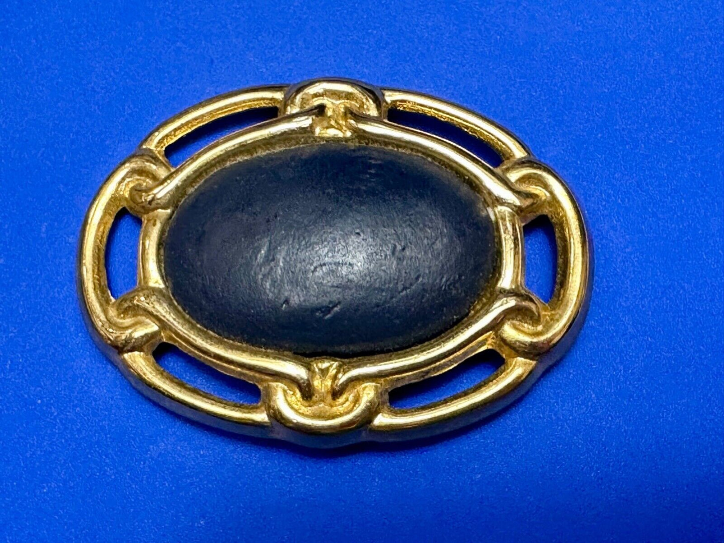 Vintage  LARGE signed Day Lor Black leather raised center-  gold tone belt buck