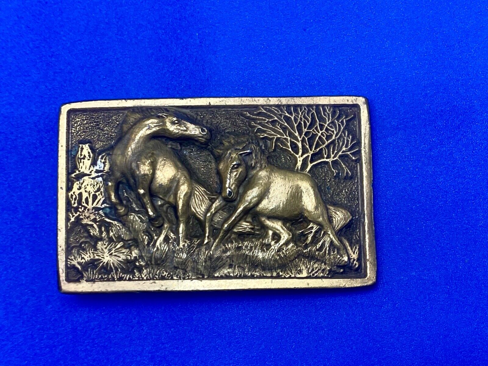 Adezy Horses belt buckle carved by Paula Freed Vintage 1978 Nature belt buckle