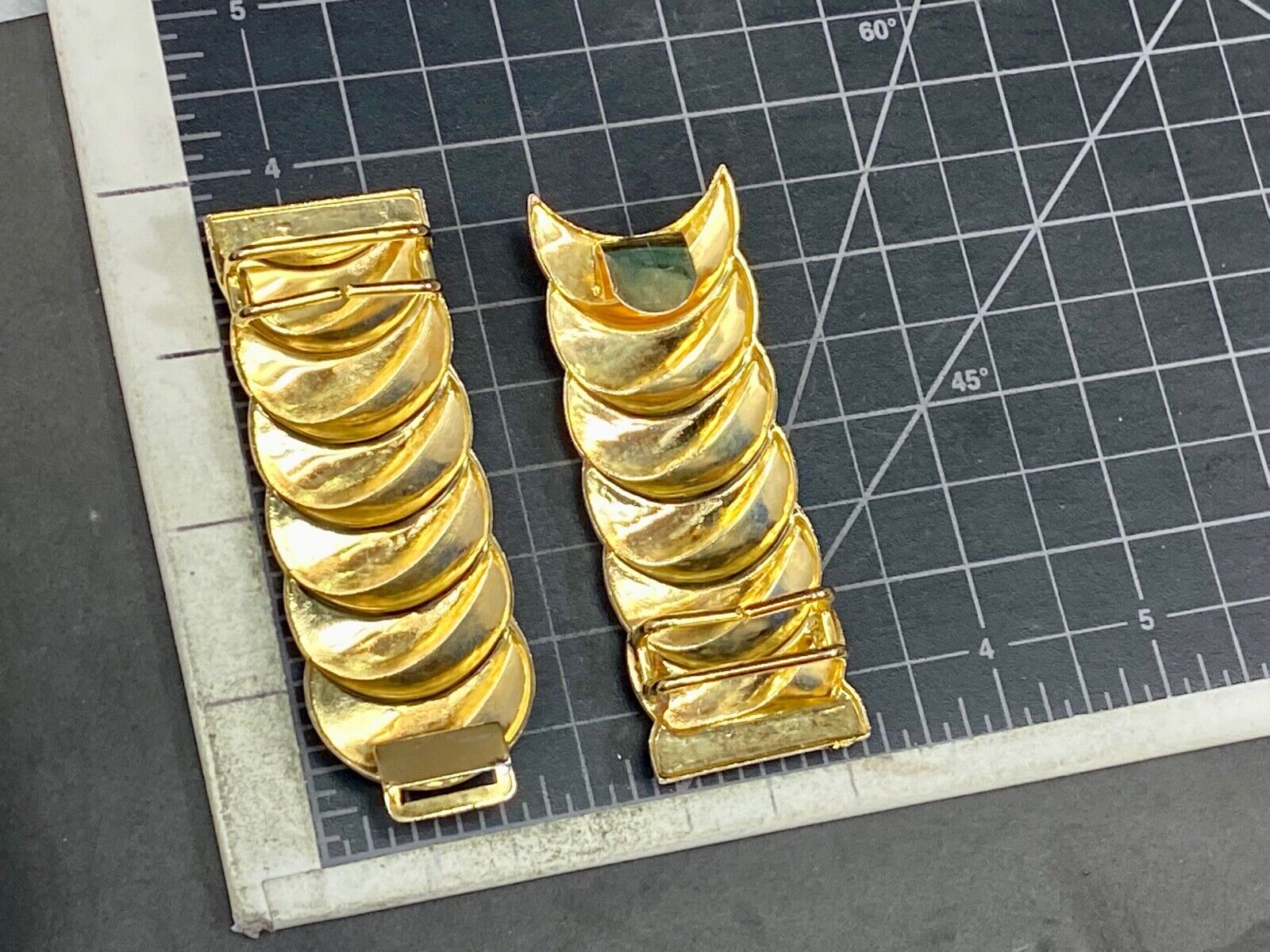 6.5" Wide! Gold Tone Interlocking Two Piece Scarf Belt Clips Tie Buckle 