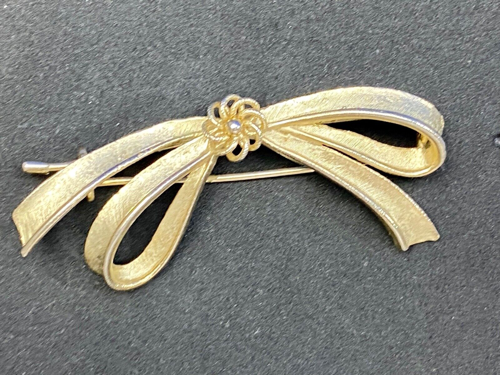 Vintage DENBE Ribbon Bow Gold Tone Brooch Pin Costume Jewelry