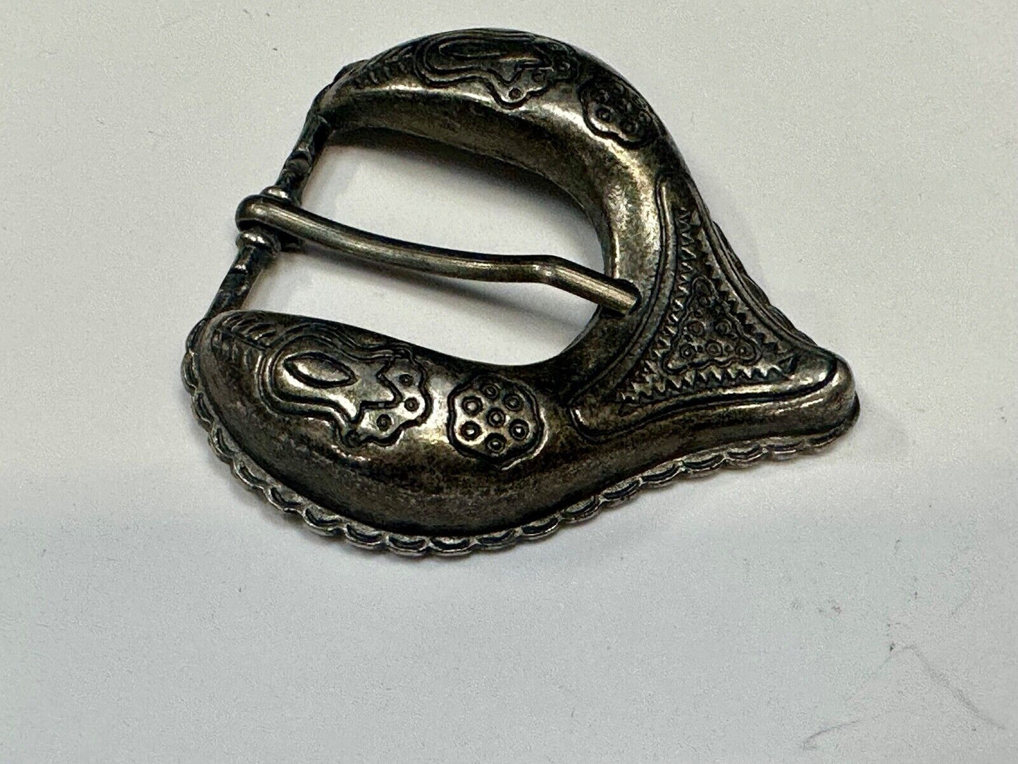 Abstract stretched Heart pattern Replacement silver tone Dress Style belt buckle